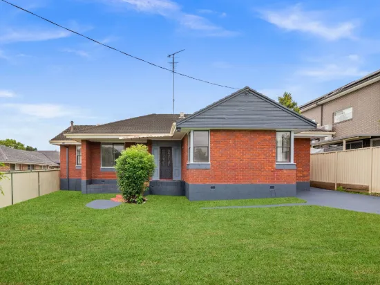 12 Reddall Street, Campbelltown NSW 2560-Image