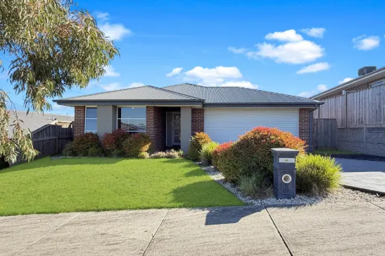 12 Redleaf Avenue, Warragul, Vic 3820