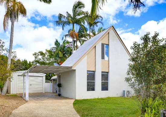 12 Reynolds Close, Woombye, Qld 4559