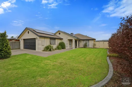 12 Reynolds Drive, Numurkah, Vic 3636
