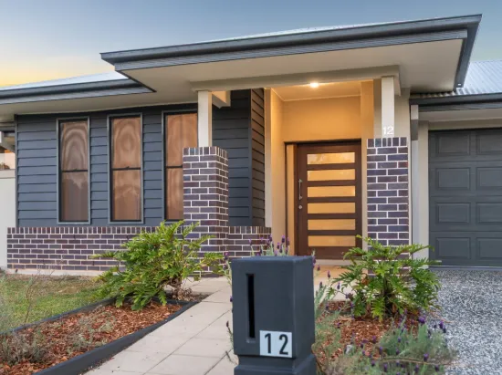 12 Rivergum Drive, Eatons Hill, Qld 4037