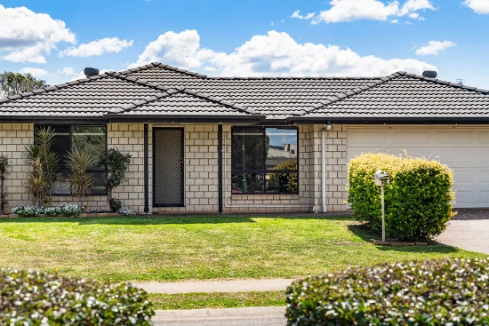12 Rogers Drive, Highfields, Qld 4352