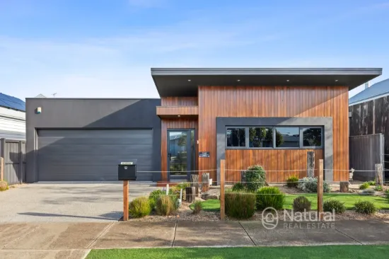 12 Rosser Boulevard, Torquay, Vic 3228