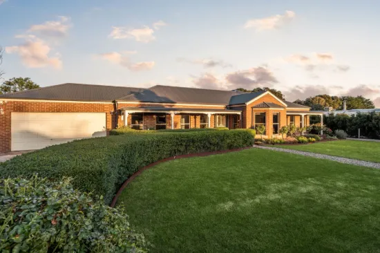 12 Roulston Way, Wallan, Vic 3756