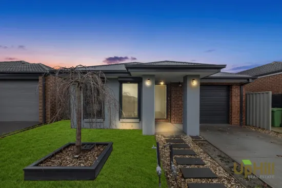 12 Rupert St, Cranbourne East, Vic 3977