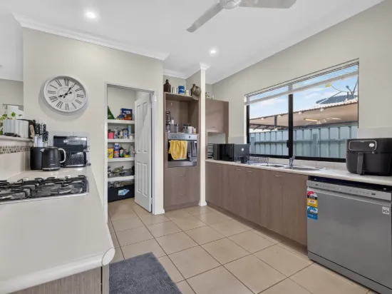 12 Schooner Street, Baynton, WA 6714-Image