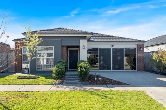 12 Shippagan Road, Mickleham, Vic 3064