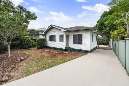 12 Short Street, South Toowoomba, Qld 4350