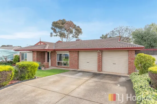 12 Somerset Grove, Craigmore, SA 5114