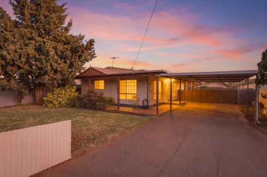 12 Starlight Place, South Kalgoorlie, WA 6430