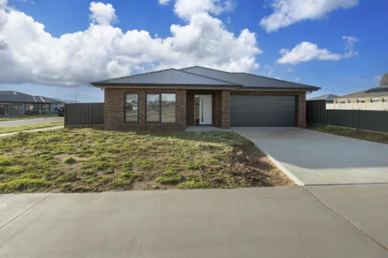 12 Stringybark Drive, Swan Hill, Vic 3585