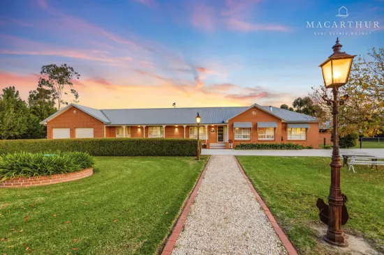 12 Stringybark Place, Springvale, NSW 2650