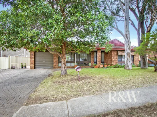 12 The Grandstand, St Clair, NSW 2759