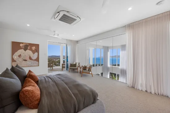 12 The Point, Castle Hill, Qld 4810-Image