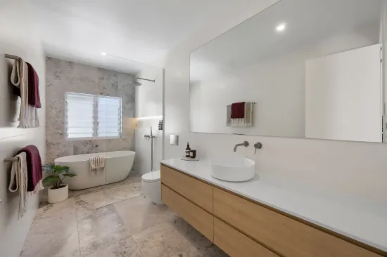 12 The Point, Castle Hill, Qld 4810-Image