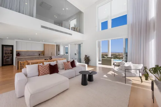 12 The Point, Castle Hill, Qld 4810-Image