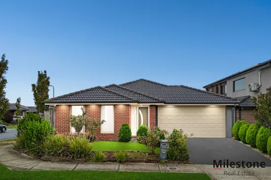 12 Trainers Way, Clyde North, Vic 3978