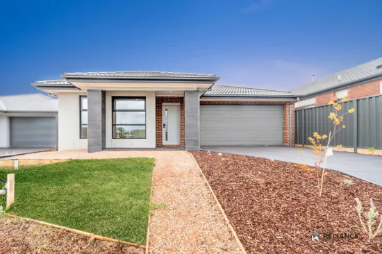 12 Uplands Crescent, Melton South, Vic 3338
