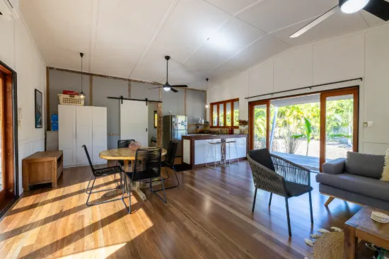 12 Wallaby Way, Horseshoe Bay, Qld 4819