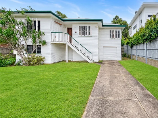 12 Ward St, Indooroopilly, Qld 4068