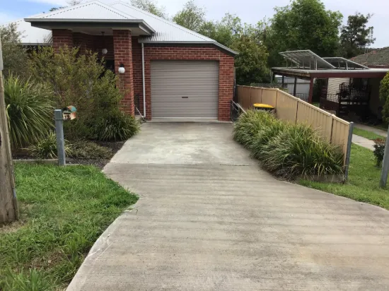 12 Webbs Road, Campbells Creek, Vic 3451