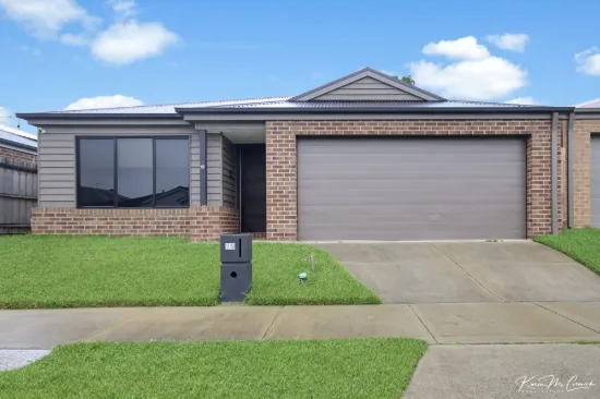 12  Western Barred Place, Longwarry, Vic 3816