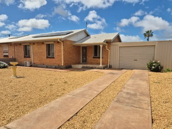 12 White Street, Whyalla Stuart, SA 5608