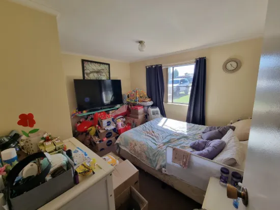 12 Windsor Circle, Kingaroy, Qld 4610-Image