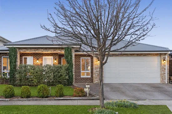 12 Wright Circuit, Fraser Rise, Vic 3336