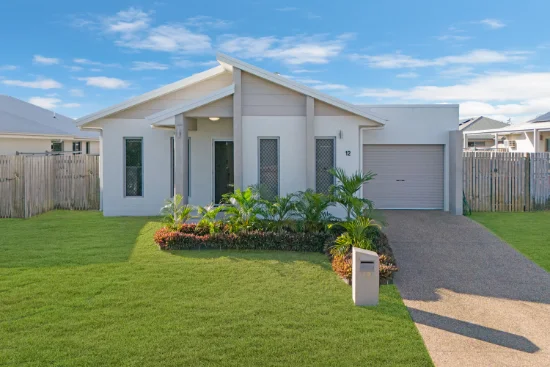 12 Yass Circuit, Kelso, Qld 4815