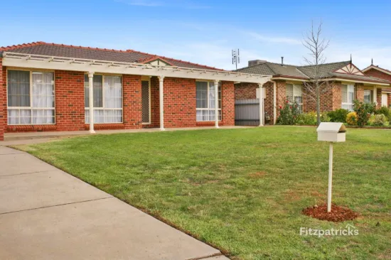 12 Yentoo Drive, Glenfield Park, NSW 2650