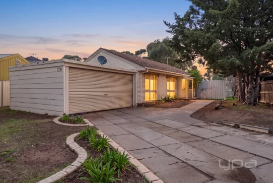 120 Hilton Way, Melton West, Vic 3337