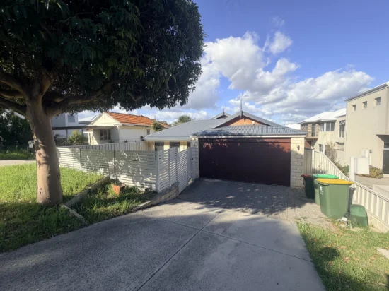 120A Holbeck Street, Doubleview, WA 6018