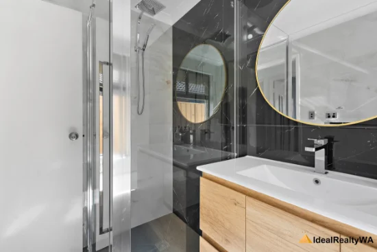 121 Comrie Road, Canning Vale, WA 6155-Image