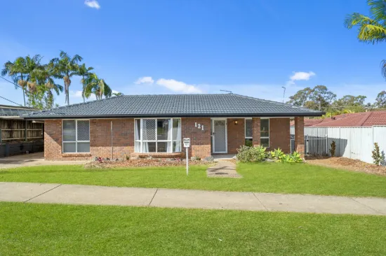121 Emerald Drive, Regents Park, Qld 4118