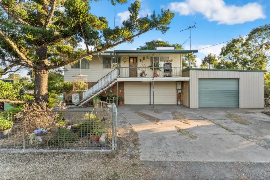 121 Emu Park Road, Nerimbera, Qld 4701