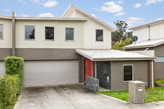 121 Melbourne Road, Brown Hill, Vic 3350 - For Rent