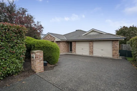 121 Nullarbor Avenue, Harrison, ACT 2914