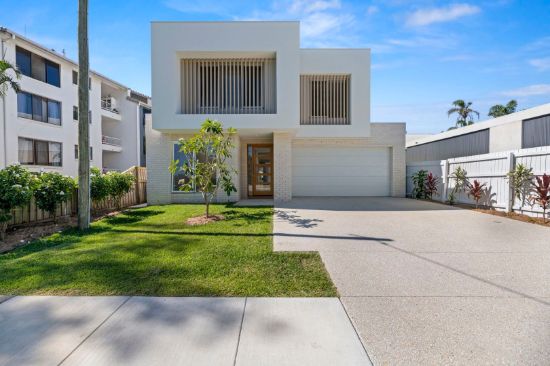 121 Seagull Avenue, Mermaid Beach QLD 4218-Image