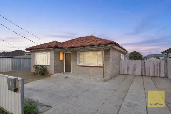 121 William Street, St Albans, Vic 3021
