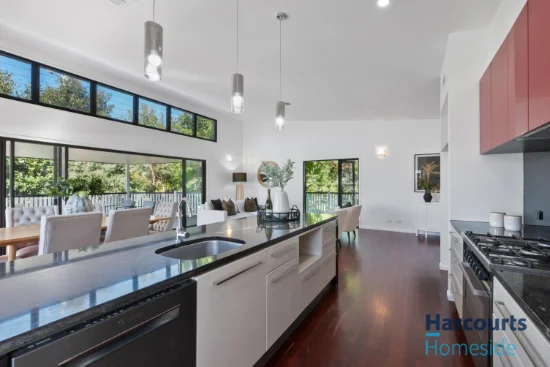 122 Cracknell Road, Tarragindi, Qld 4121 - For Rent