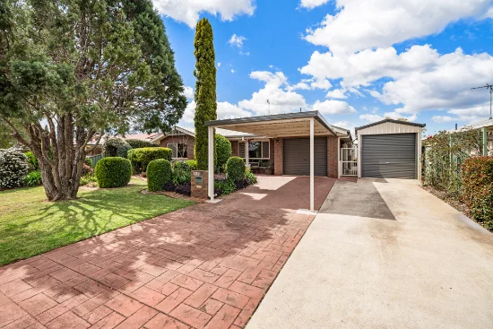 122 Kearney Street, Kearneys Spring, Qld 4350
