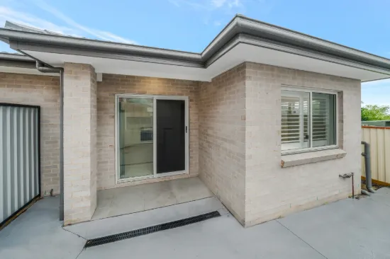 122A Glenfield Road, Casula, NSW 2170