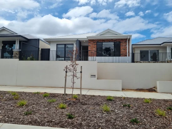 123 Broadmeadows Drive, Bushmead, WA 6055