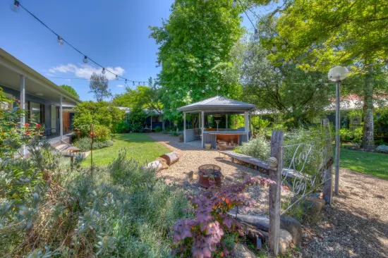 123 Delany Avenue, Bright, Vic 3741