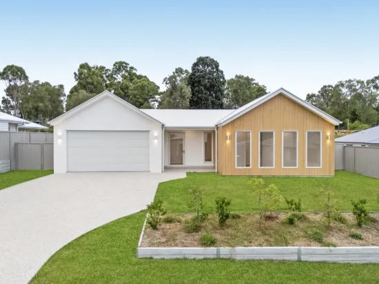 124 Jackson Crescent, Gleneagle, Qld 4285