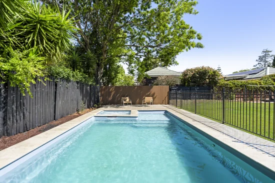 124 Tourist Road, Rangeville, Qld 4350 - For Rent