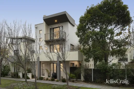 126 Beach Street, Port Melbourne, Vic 3207