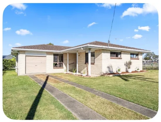 126 Elizabeth St, Urangan, Qld 4655
