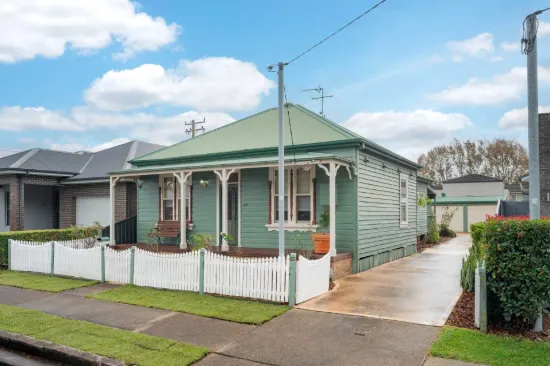 126 Lindsay Street, Hamilton, NSW 2303